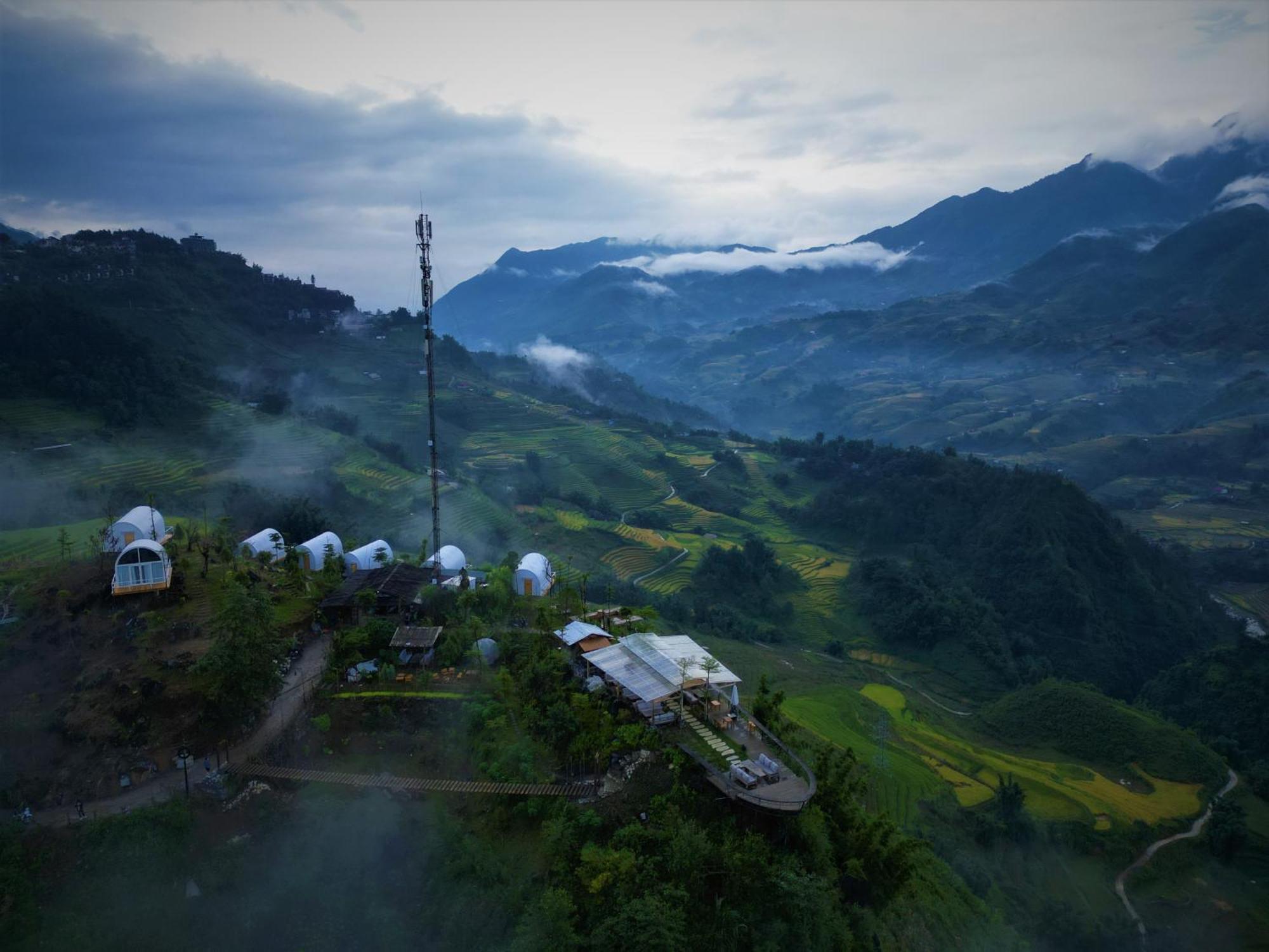 Phansi - Glamping, View Point 360, Bar & Bbq 萨帕 外观 照片